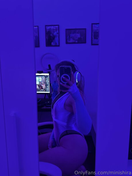 Minishira exclusive actress images