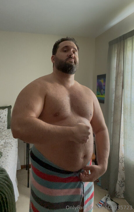 U508035723 pornographic star image