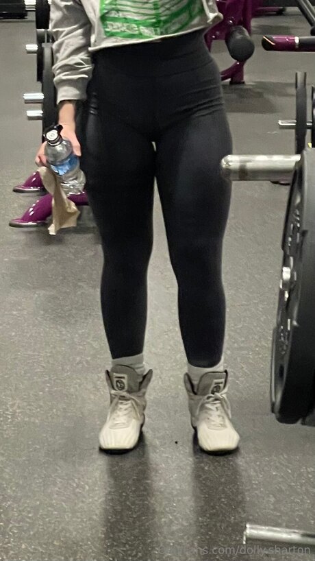 Dolly Sharton nudes actress images