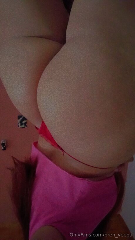 Bren Veega perfect actress pictures