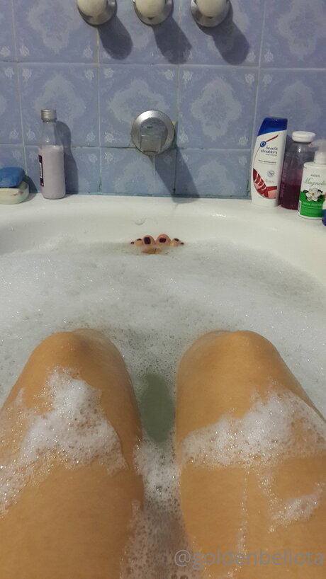 Goldenbellota pretty star pic