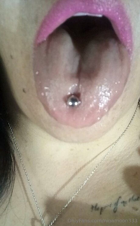 Ninamoon333 perfect pornstar pics