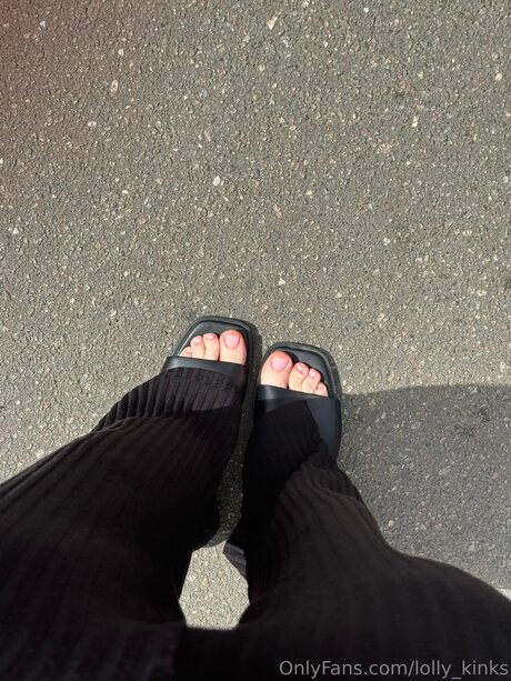 Lolly Kinks model pretty img