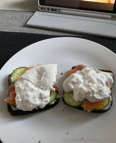 Lolly Kinks pornstar nude photo