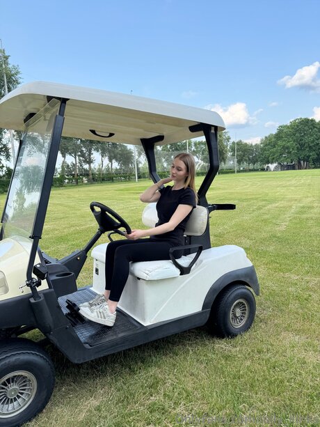 Lolly Kinks nudes actress pics