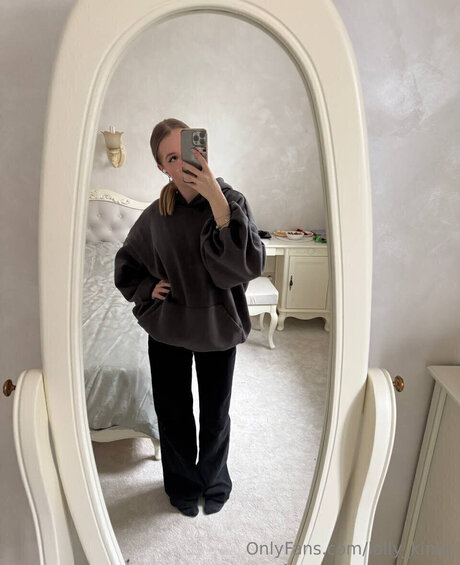 Lolly Kinks model sex pic