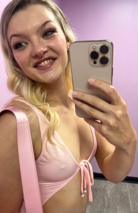 Raelynnthestallion naked star gallery