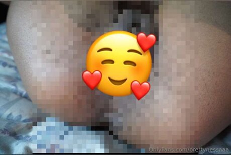 Prettynessaaa pornstar sexy gallery