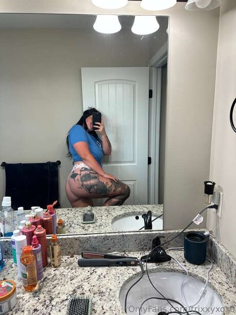 Trixxyxoxo pornstar xxx photos