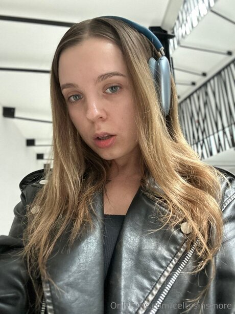 Celtysinsmore hot model galleries