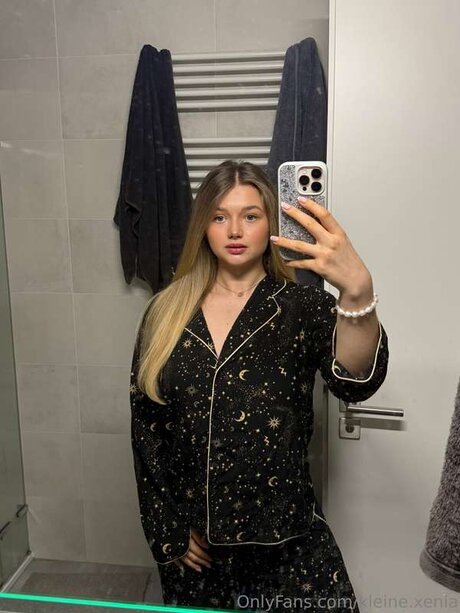 Rinaraye beautiful model gallery