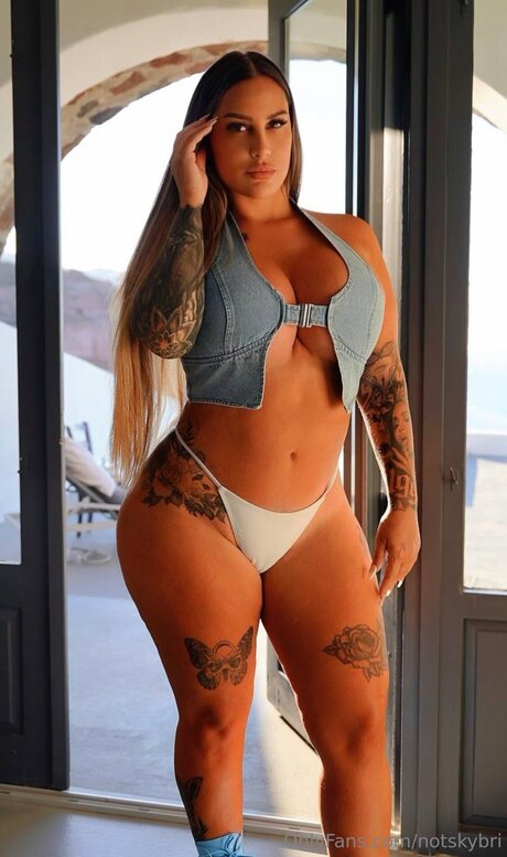 Notskybri pornstar sexy picture