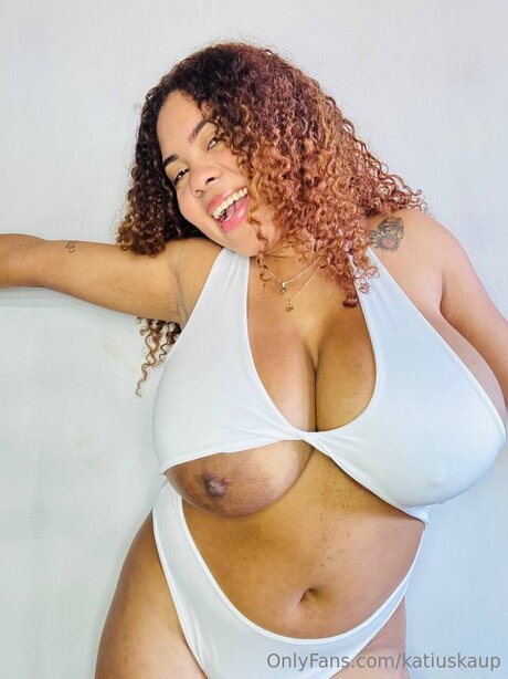 Katiuskaup nude pornstar galleries