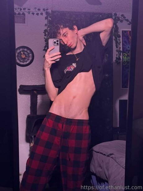 Ethanlustx pornstar sex img