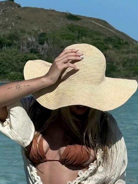 Emadoll free actress archive