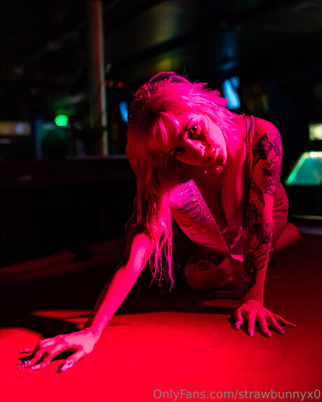 Strawbunnyx0 pornstar free images