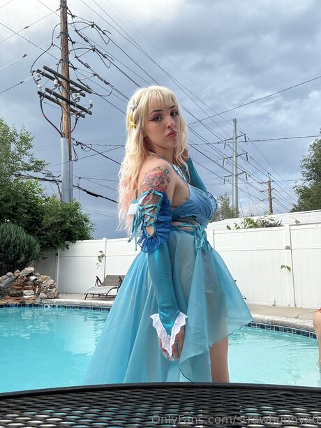 Strawbunnyx0 free pornstar pic