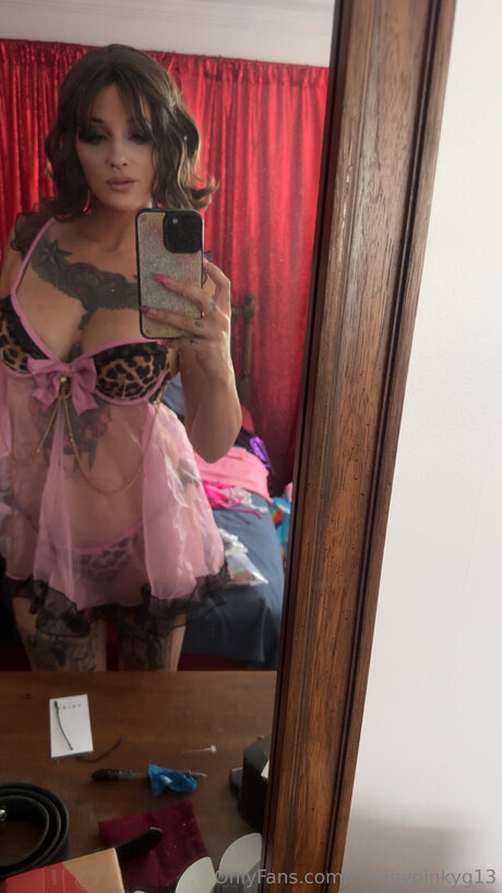 Creepypinkyg13 pornstar sexy archive