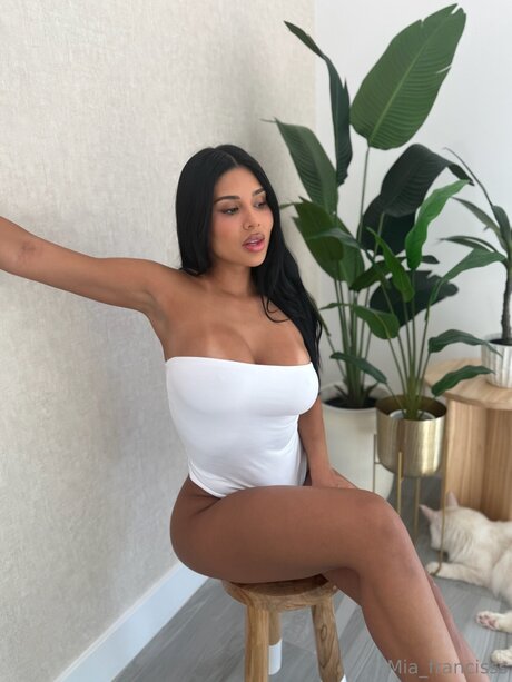 Miafrancis sexy model archive