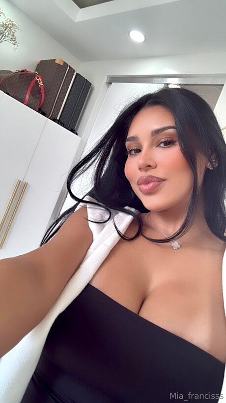 Miafrancis perfect star archive