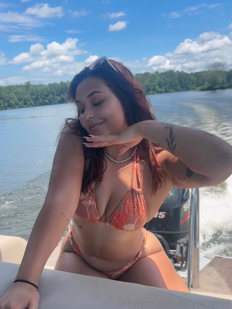 Ladylethal69 pretty model pics