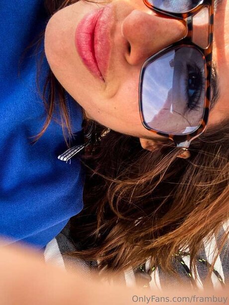 Frambuy porn model photos