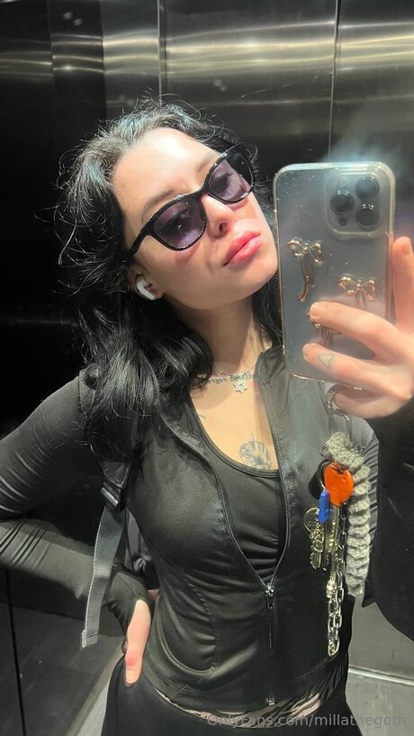 Millathegoth best star photo