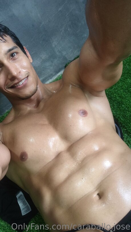 U231851017 star sexy img