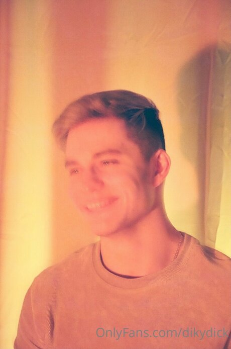 Dikydick pornstar nude photo