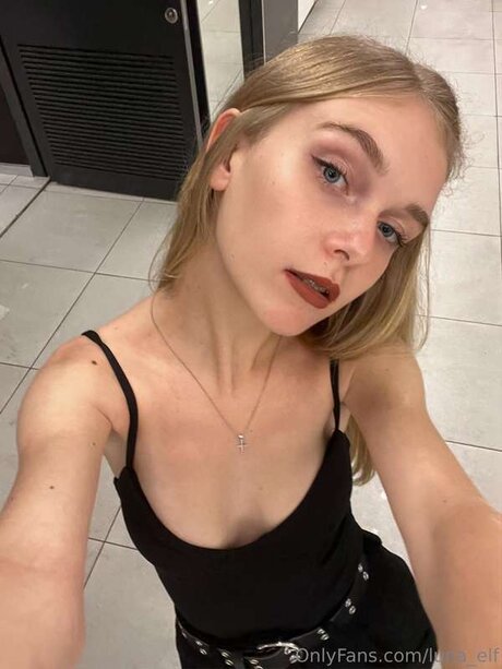 Arya Lune pornstar perfect photos