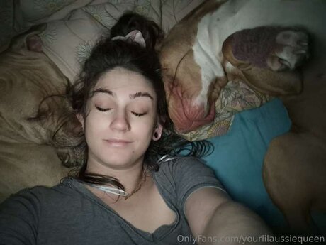 Yourlilaussiequeen model top images