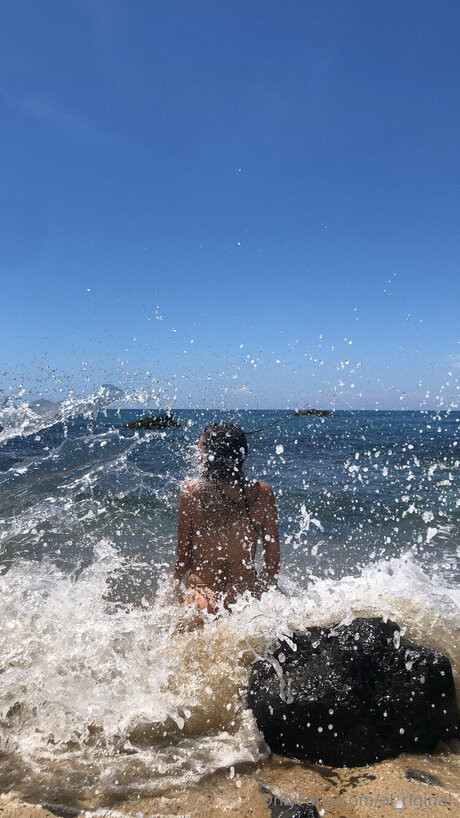 Flor Apassion model porn image