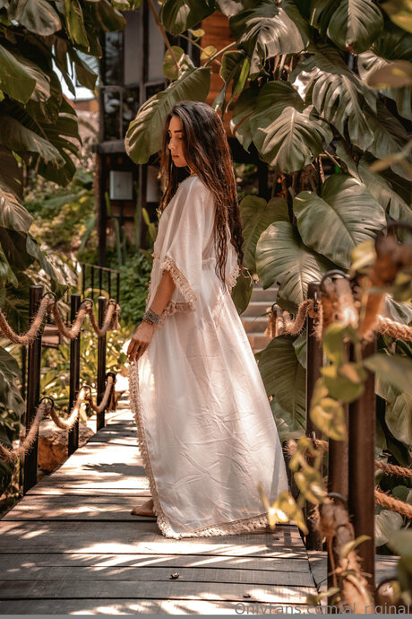 Flor Apassion star hot picture