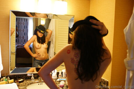 Flor Apassion porn model picture