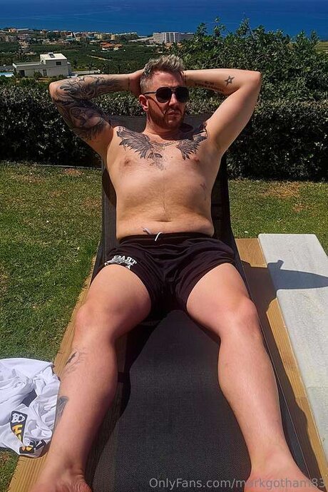 Markgotham83 star free photo