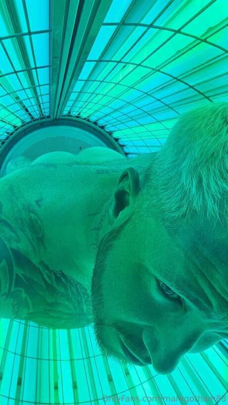 Markgotham83 xxx model image