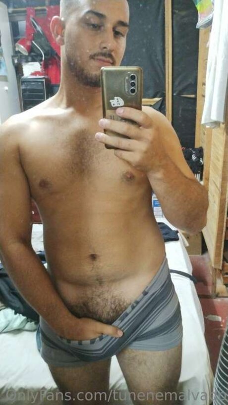 Tunenemalvado top model photo