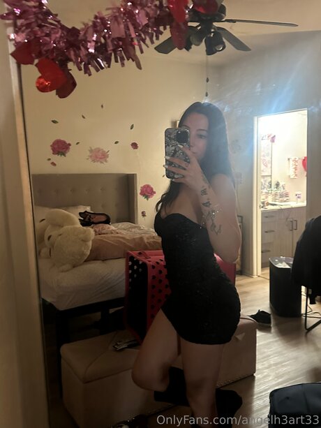 Angelh3art33 perfect pornstar pictures