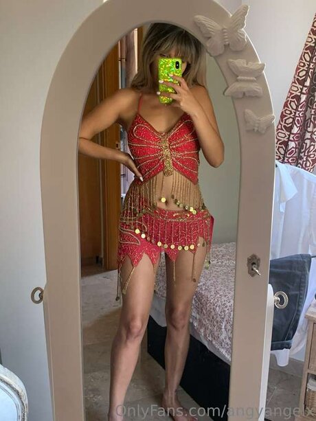 Angyangelx star sexy pictures