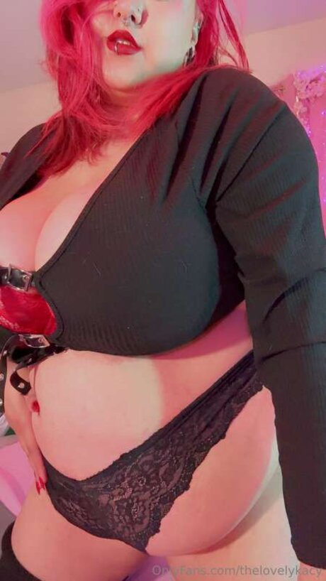 Thelovelykacy star archive