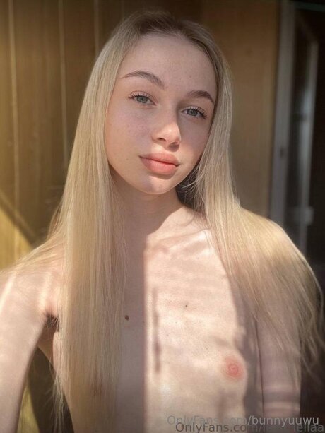 Bunnyuuwu pornstar nice photo