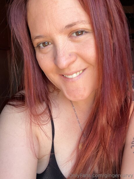 Gingercurvy art star images