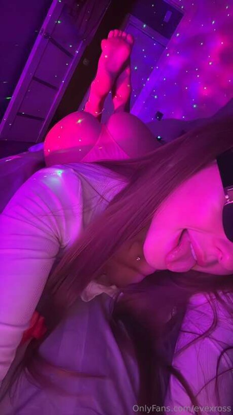 Evexross star top photos