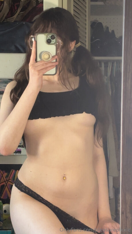Pleasurepixxie star xxx pics