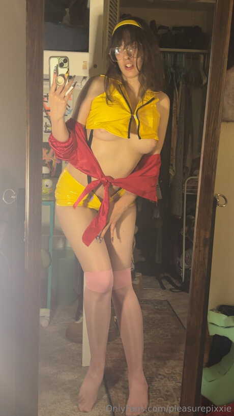 Pleasurepixxie hd model img