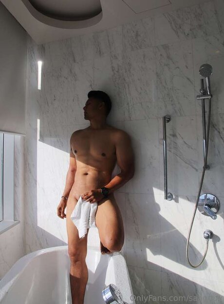 Saagguy best model images