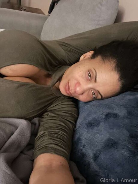 Glorialamour pornstar sex photo