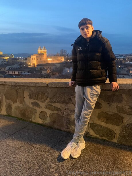 Alexitwink19 high quality actress image