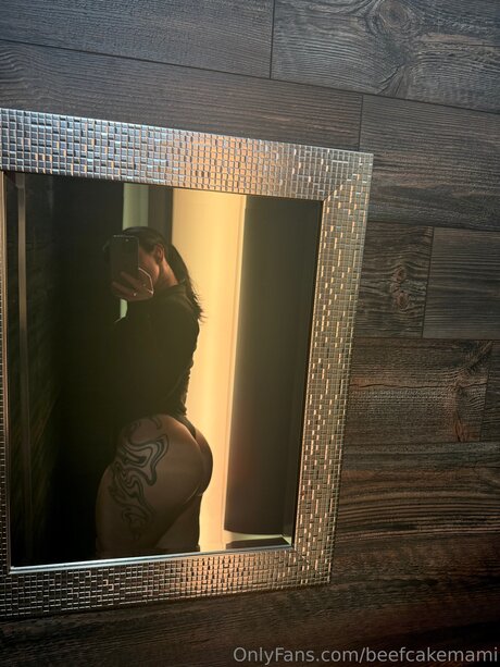 Beefcakemami star nude images