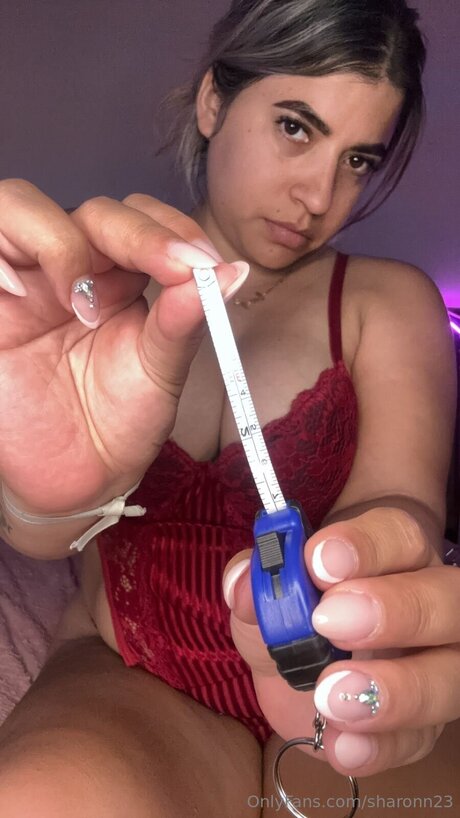 Sharonn23 nude model archive